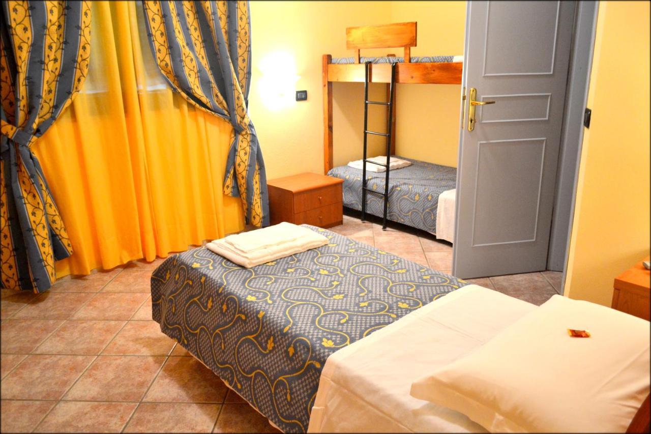 Hotel Anfora Capoliveri  Exterior foto